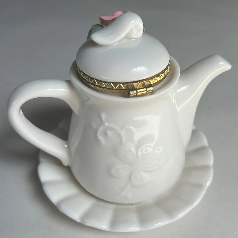 Mini Tea Pot Off White Fine Porcelain Capodimonte Yellow Rose FloralTrinket Box